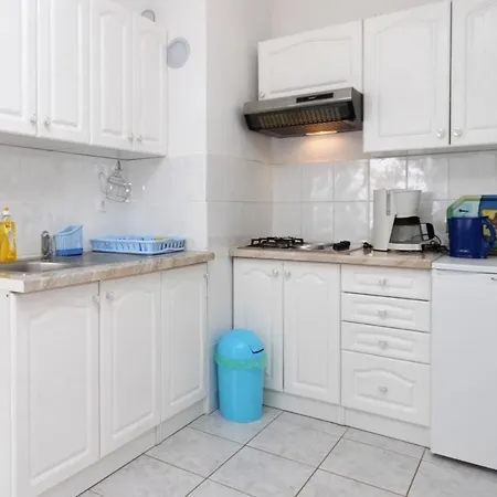 With A Parking Space - 6331 *