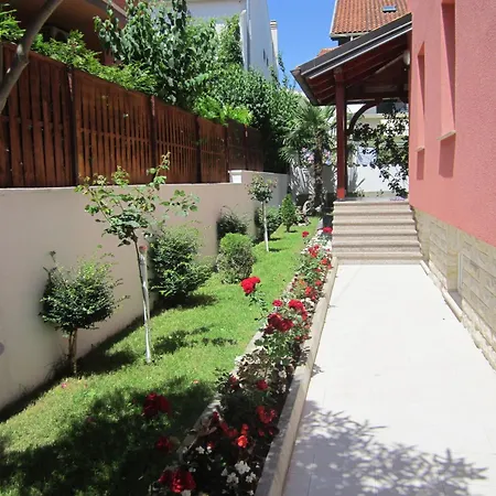 Apartman With A Parking Space - 6331 Vodice