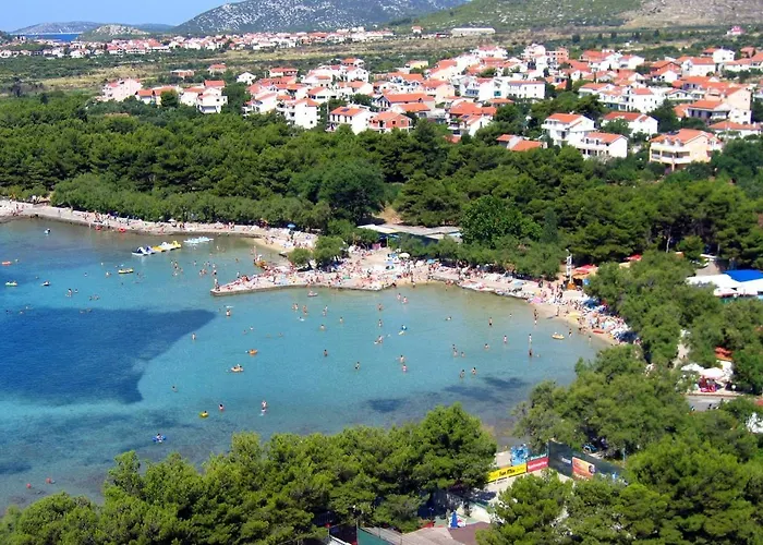 With A Parking Space - 6331 *