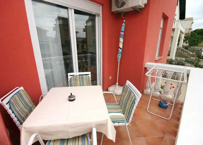 Apartman With A Parking Space - 6331 Vodice