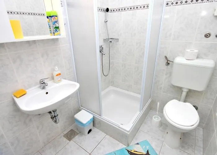 Apartman With A Parking Space - 6331