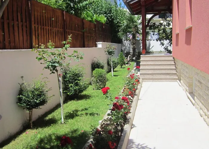 Apartman With A Parking Space - 6331 Vodice